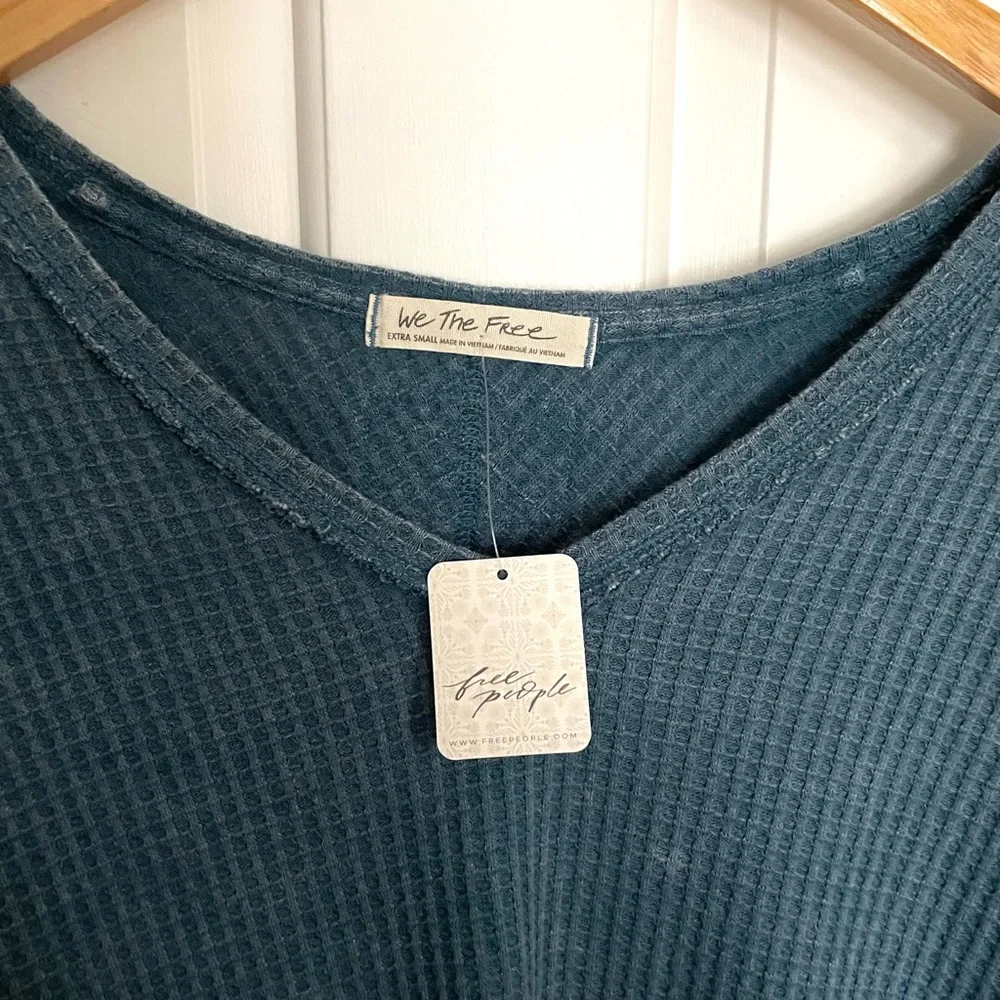 NWT Free People “We The Free Coraline Thermal” in Legion Blue Size XS - Picture 3 of 8